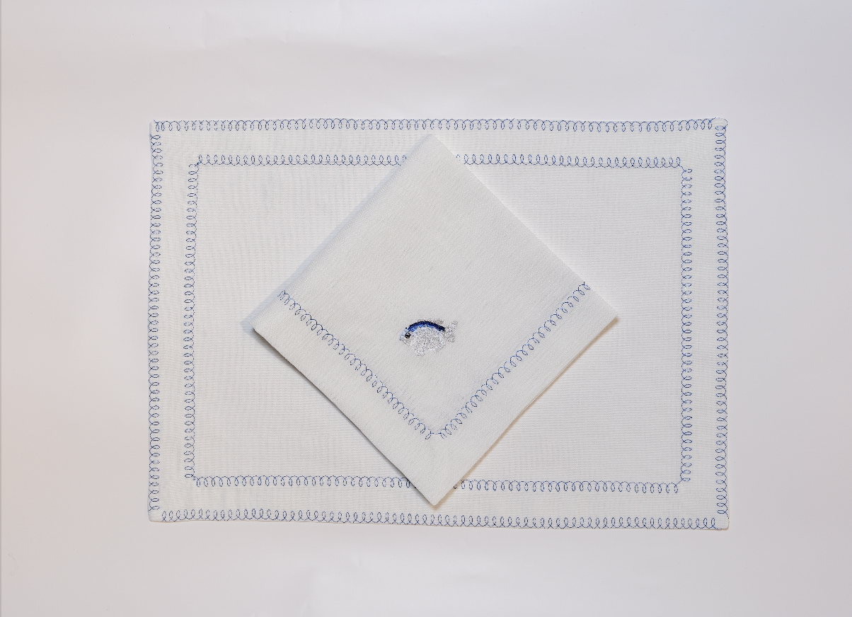 Marea Embroidery Napkin Set