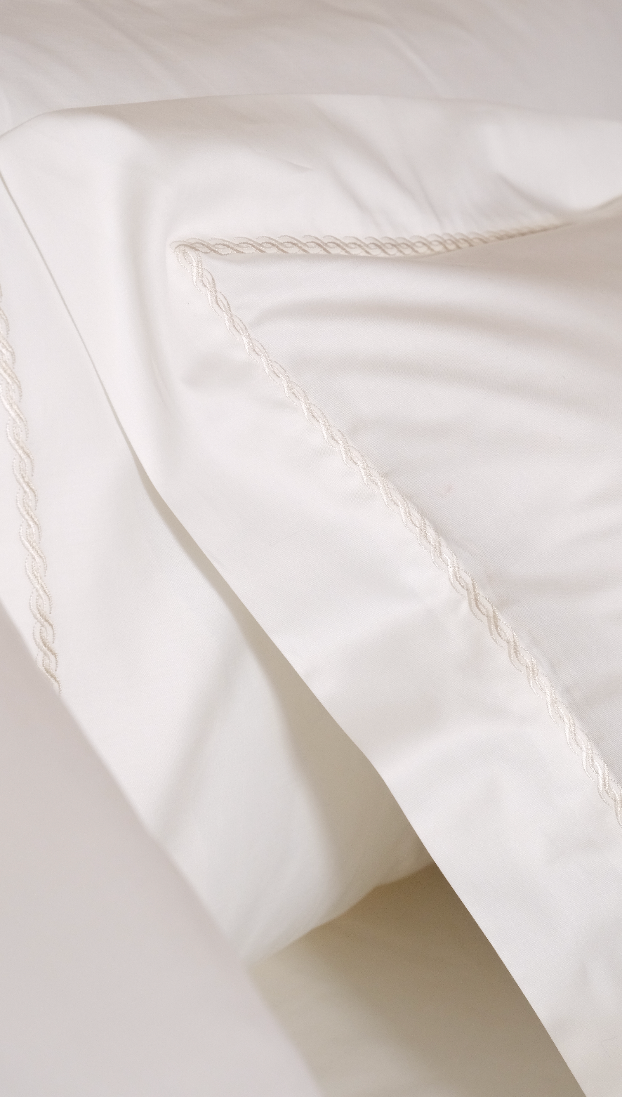 Clarette Oxford Pillowcase Set